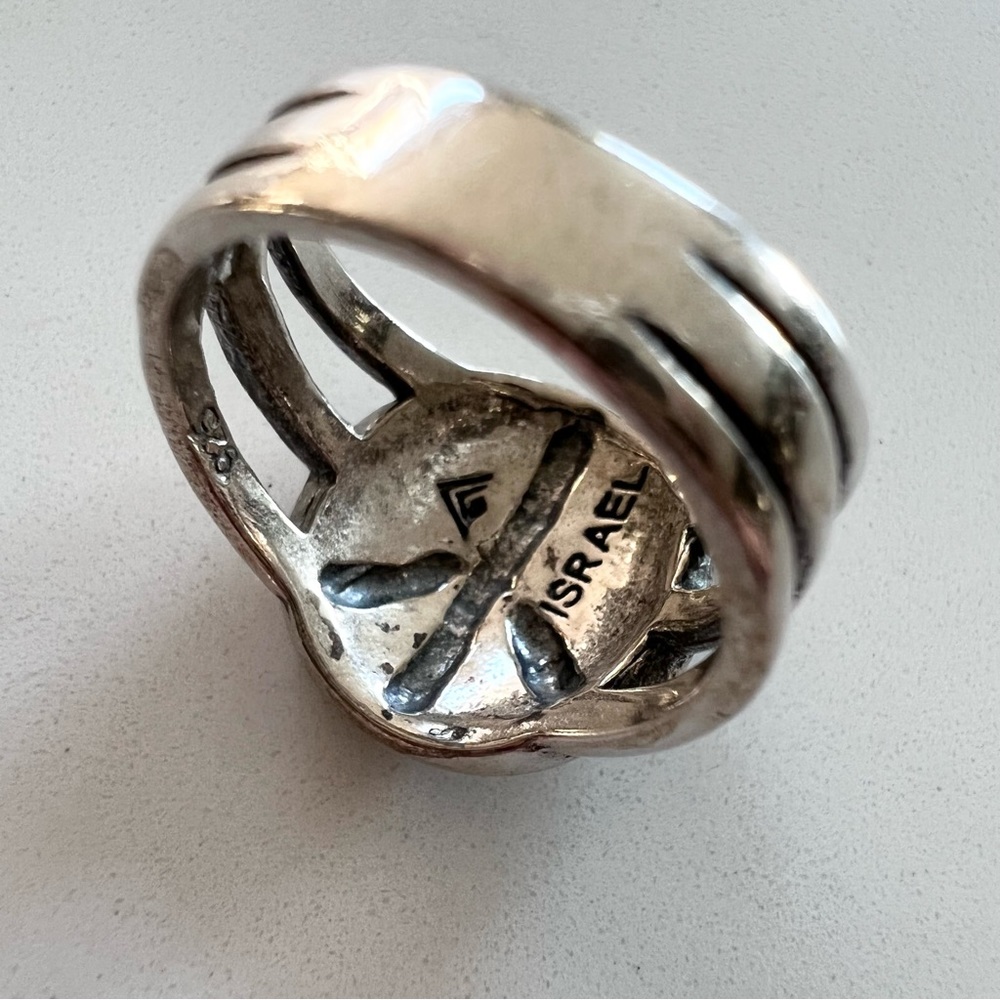 Silpada Silver Peace Symbol Ring with Architectural Design - Picture 6 of 11